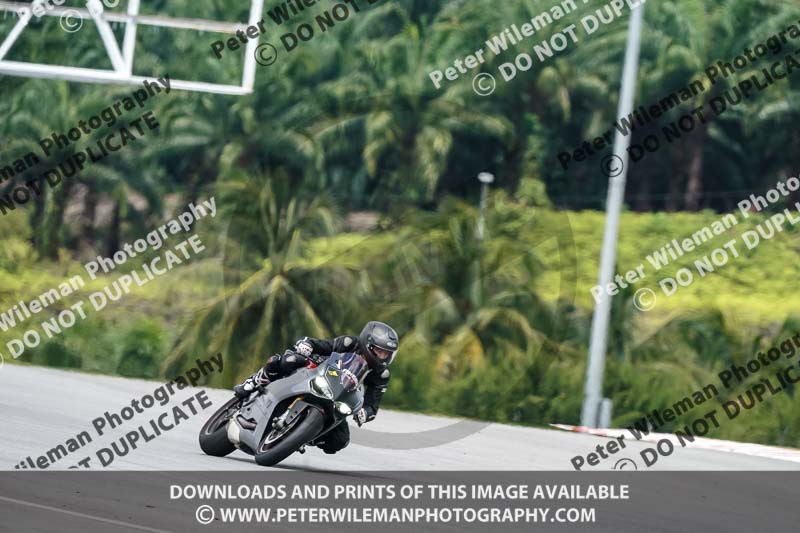 Sepang;event digital images;motorbikes;no limits;peter wileman photography;trackday;trackday digital images